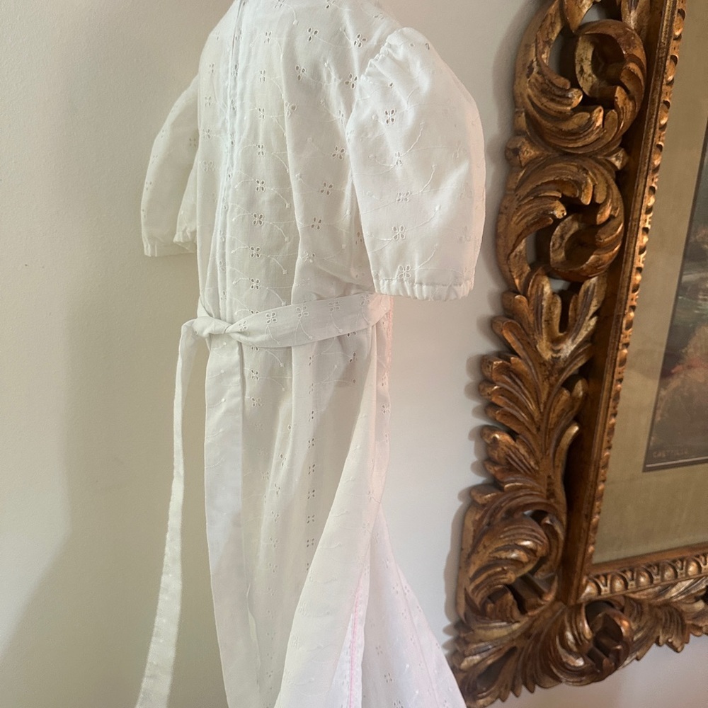 Girls vintage White Eyelet Dress - Picture 5 of 5
